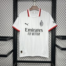 Milan 24/25 Deplasman