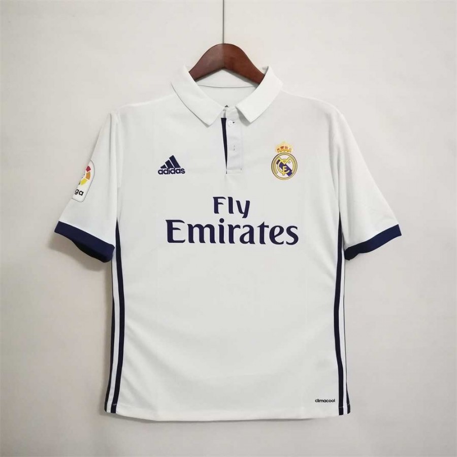 Real Madrid 16/17 İç Saha Retro