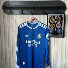 HIZLI TESLİM- Real Madrid 25/26 Alternatif Player Versiyon Uzun Kol